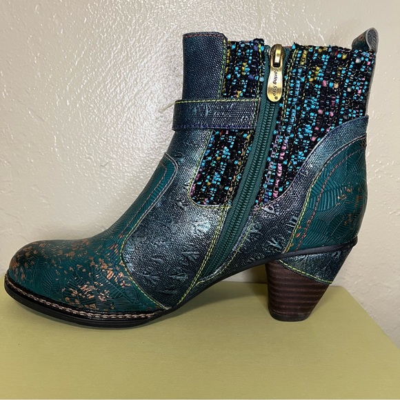 L'Artiste Spring Step Nancies Booties Floral Leather Ankle
Boots Sz 38 | 7.5-8 - Picture 6 of 8
